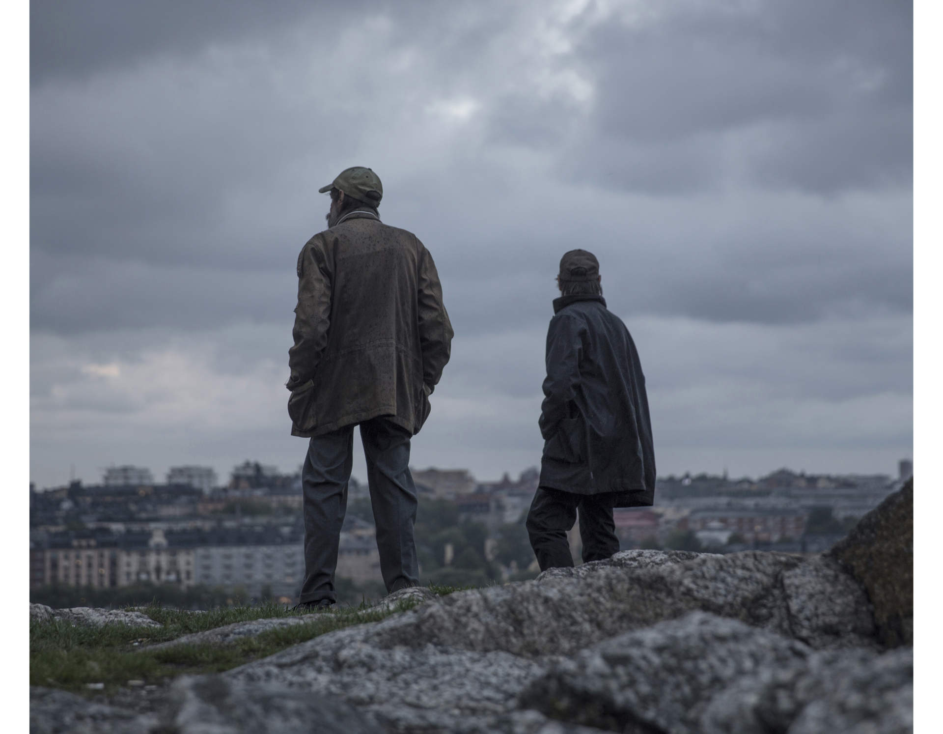 Matte and Pekka looks at the view over stockholm